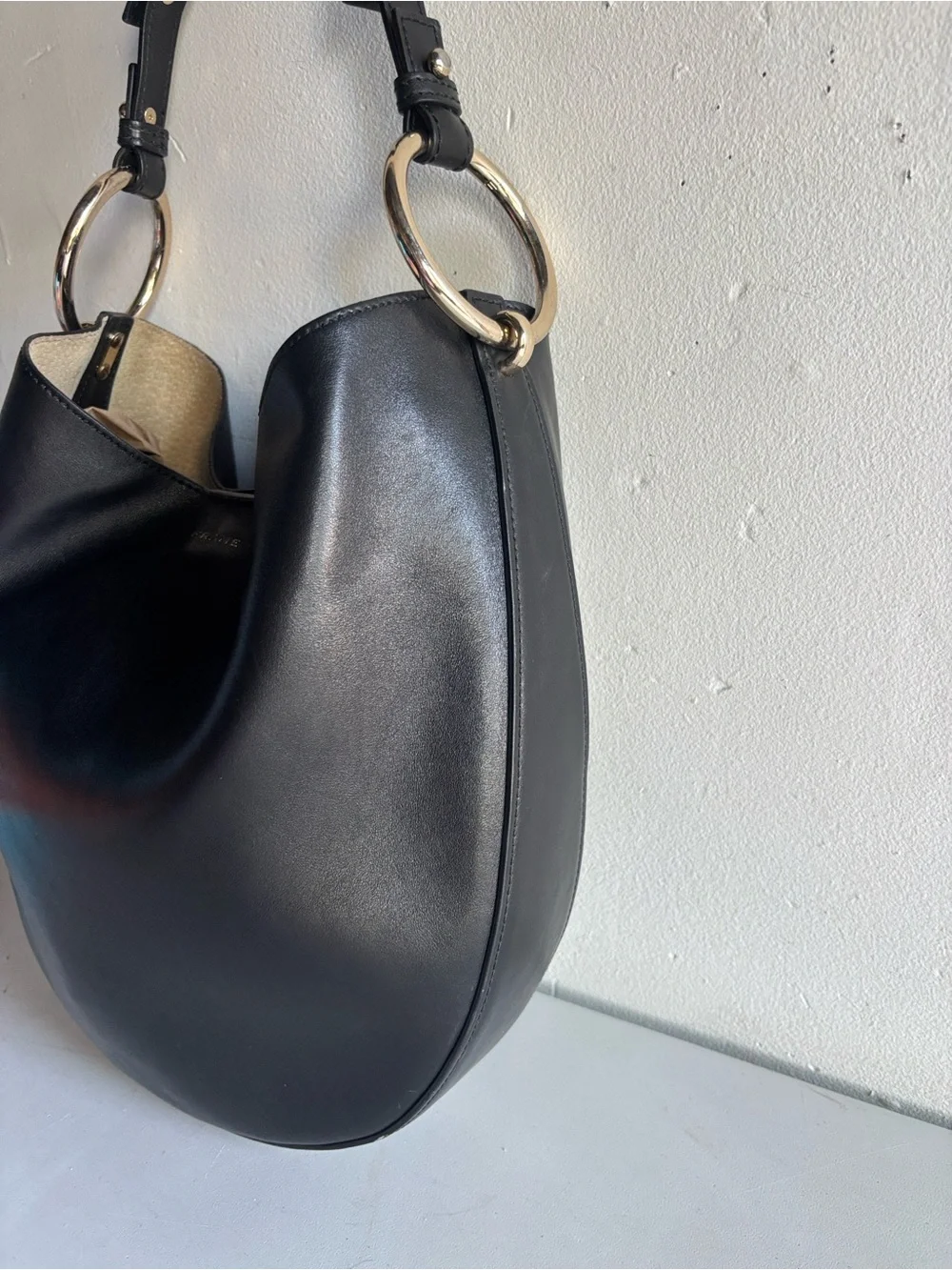 Frame Le Switch Black Leather Shoulder Hobo with Gold Rings
